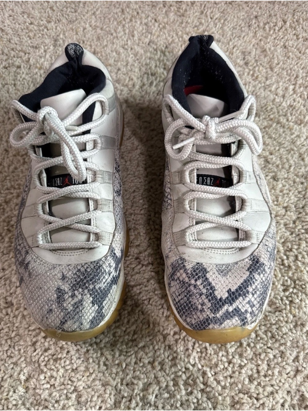 Nike Air Jordan 11 Retro Low Snake Light Bone CD6846-002 Size 10.5